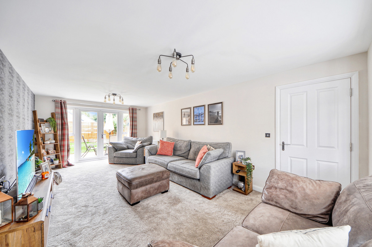 Coronel Close, Swindon, SN3, photo 8