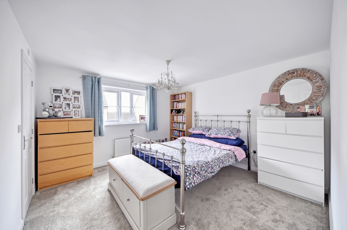 Coronel Close, Swindon, SN3, photo 16
