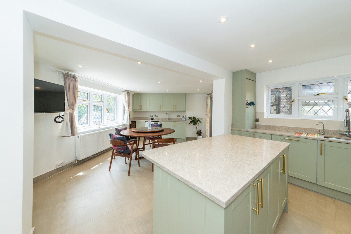 Hilmanton, Reading, RG6, photo 17