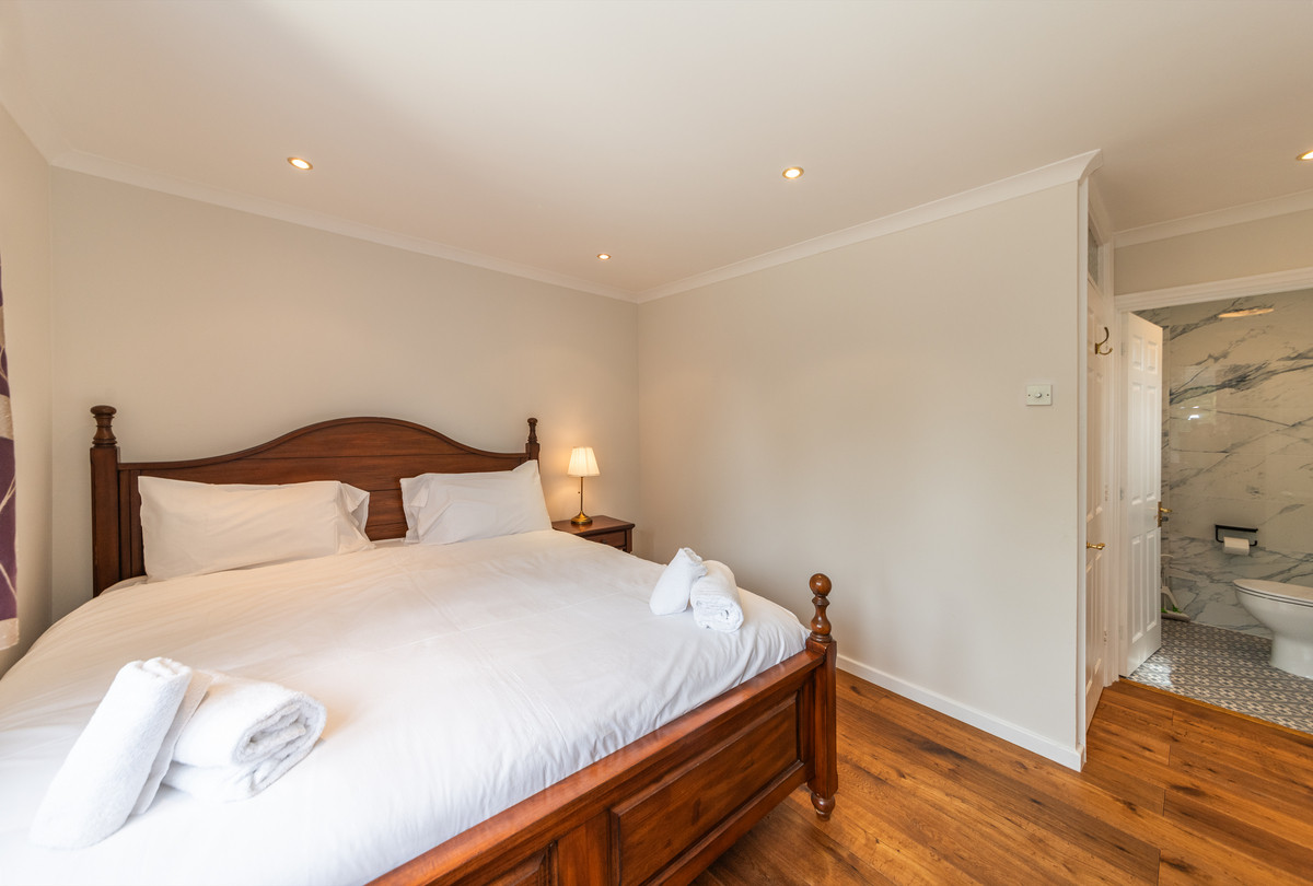 Hilmanton, Reading, RG6, photo 24