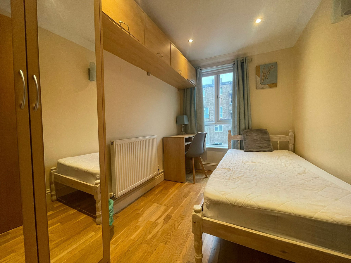 The Lindens, London, W5