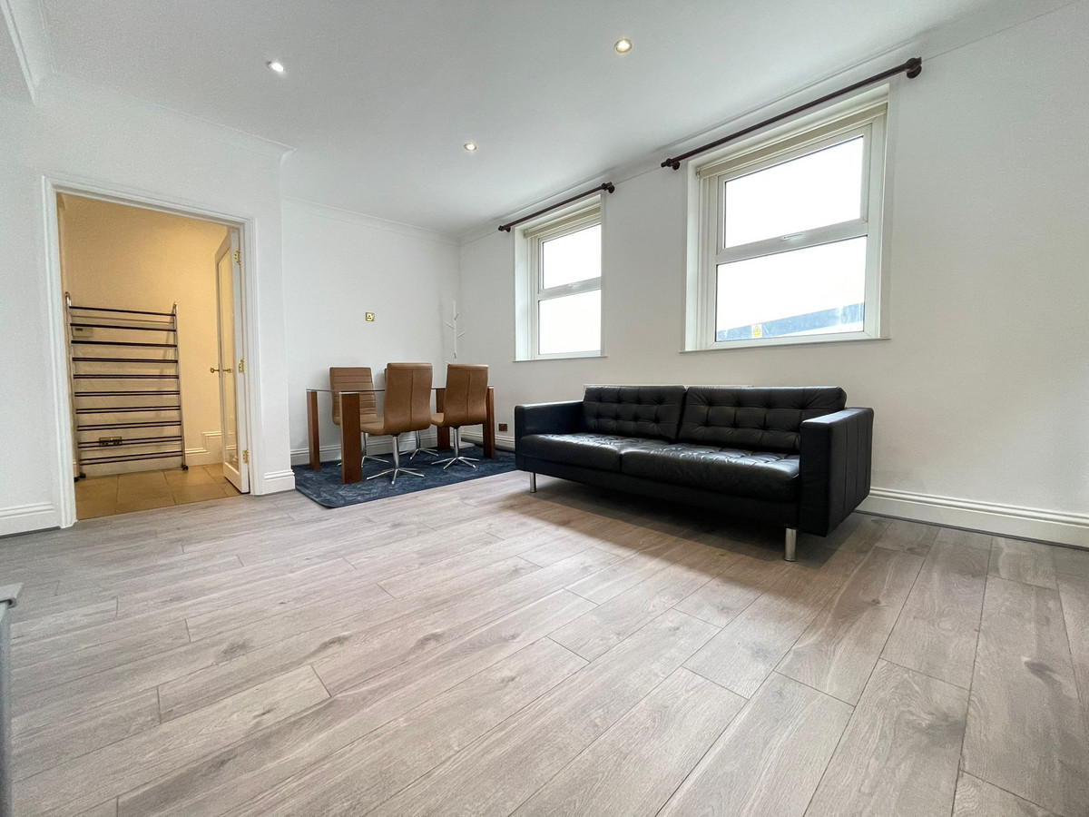 Midford Place, Fitzrovia, London, W1T