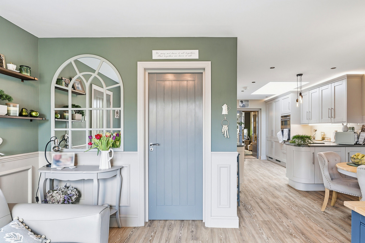 Harrow Road, Ashford, TW14, photo 21