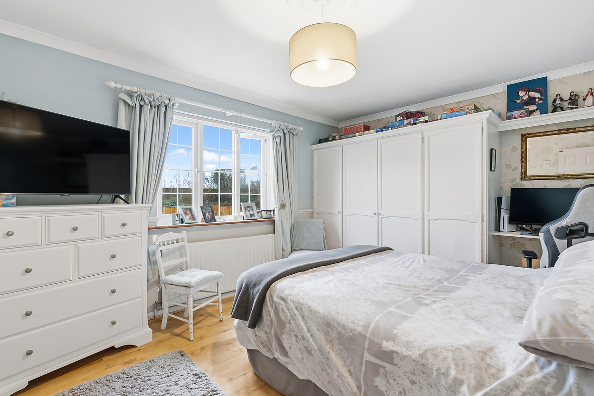 Harrow Road, Ashford, TW14, photo 10