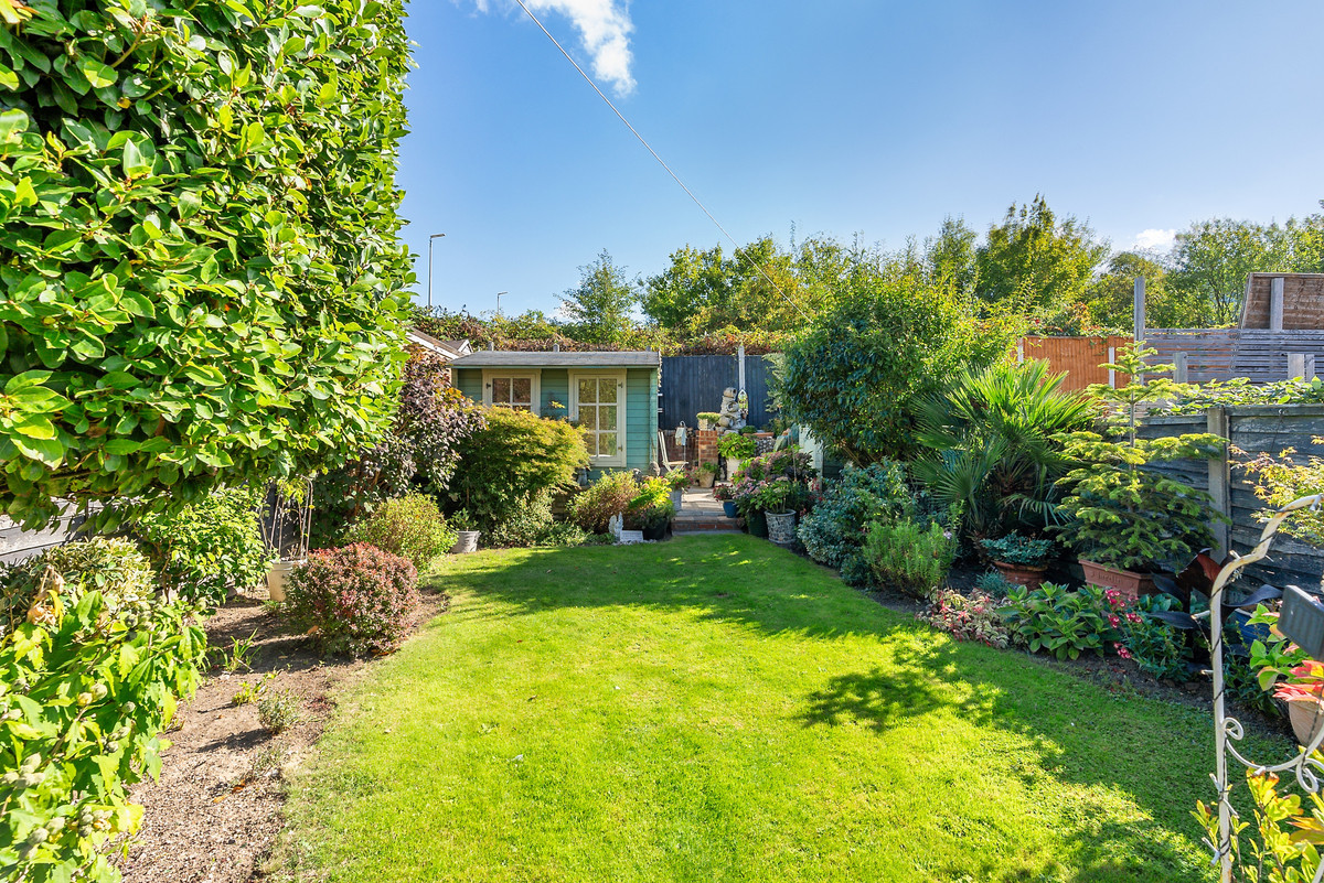 Harrow Road, Ashford, TW14, photo 16