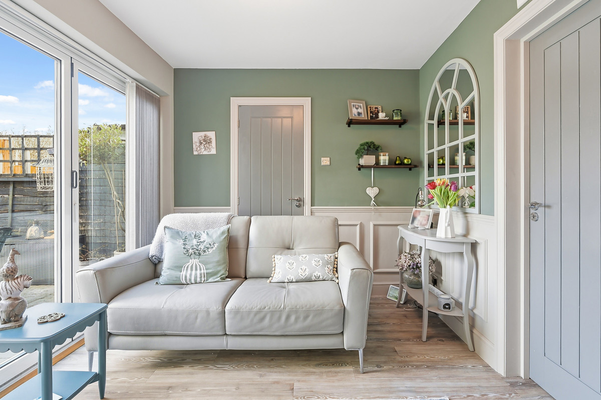 Harrow Road, Ashford, TW14, photo 8