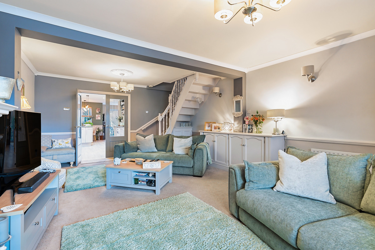 Harrow Road, Ashford, TW14, photo 3