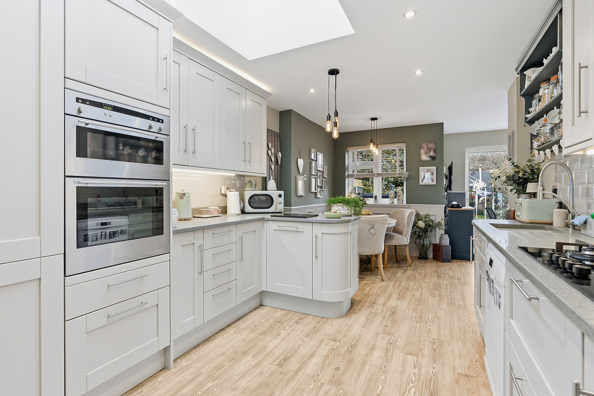 Harrow Road, Ashford, TW14, photo 22
