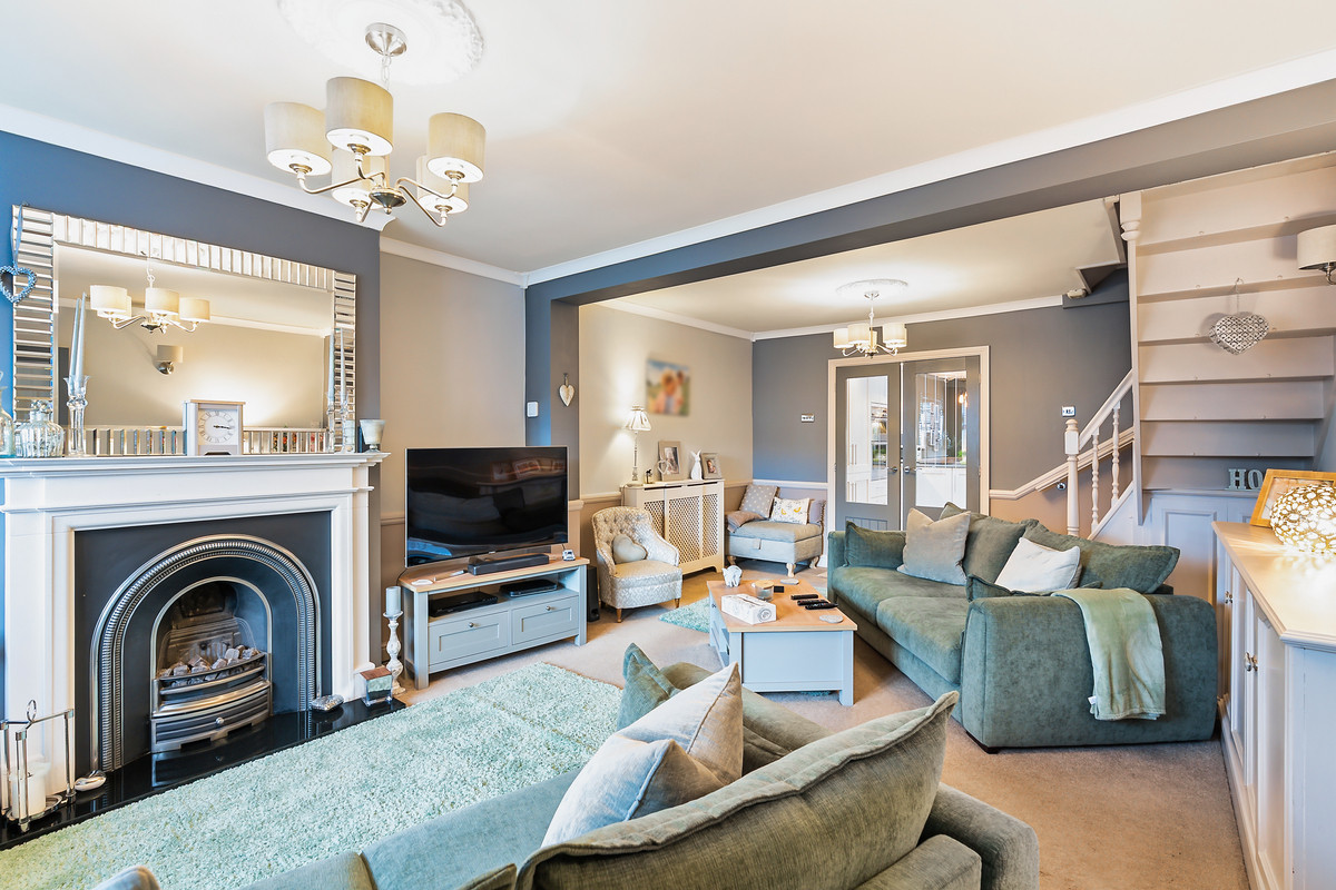 Harrow Road, Ashford, TW14, photo 2