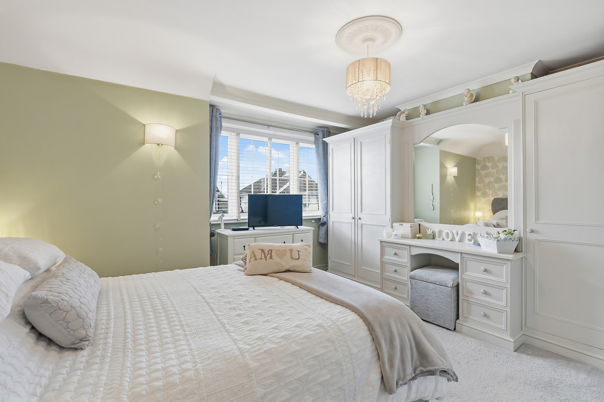 Harrow Road, Ashford, TW14, photo 9