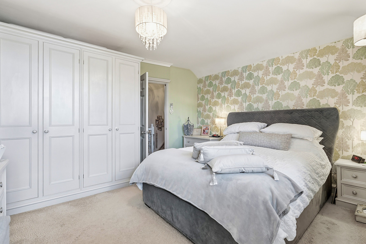 Harrow Road, Ashford, TW14, photo 26