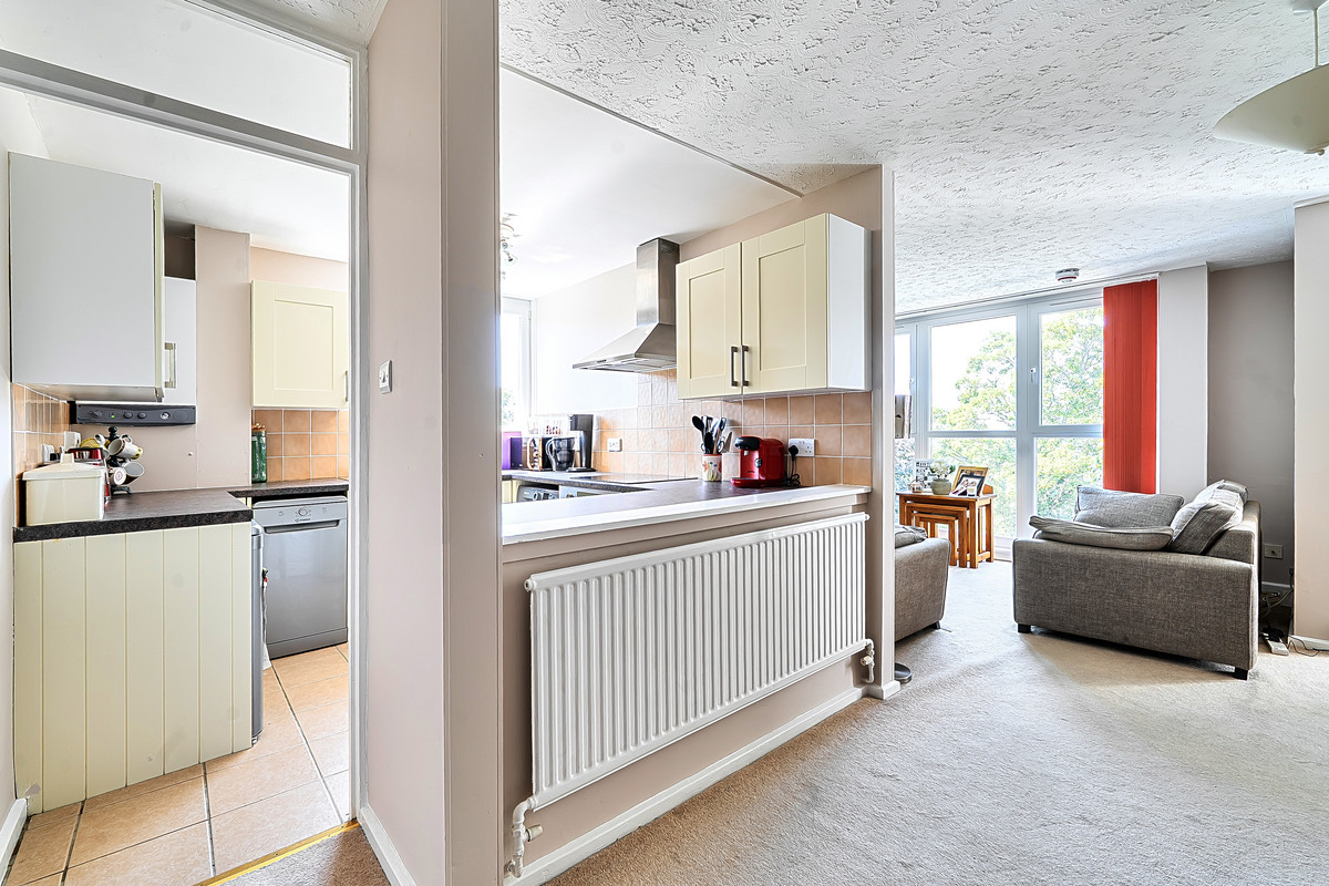 Manor Court, Weybridge, KT13