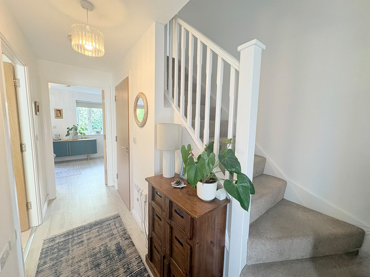 Orchid Drive, Hemel Hempstead, HP2, photo 5