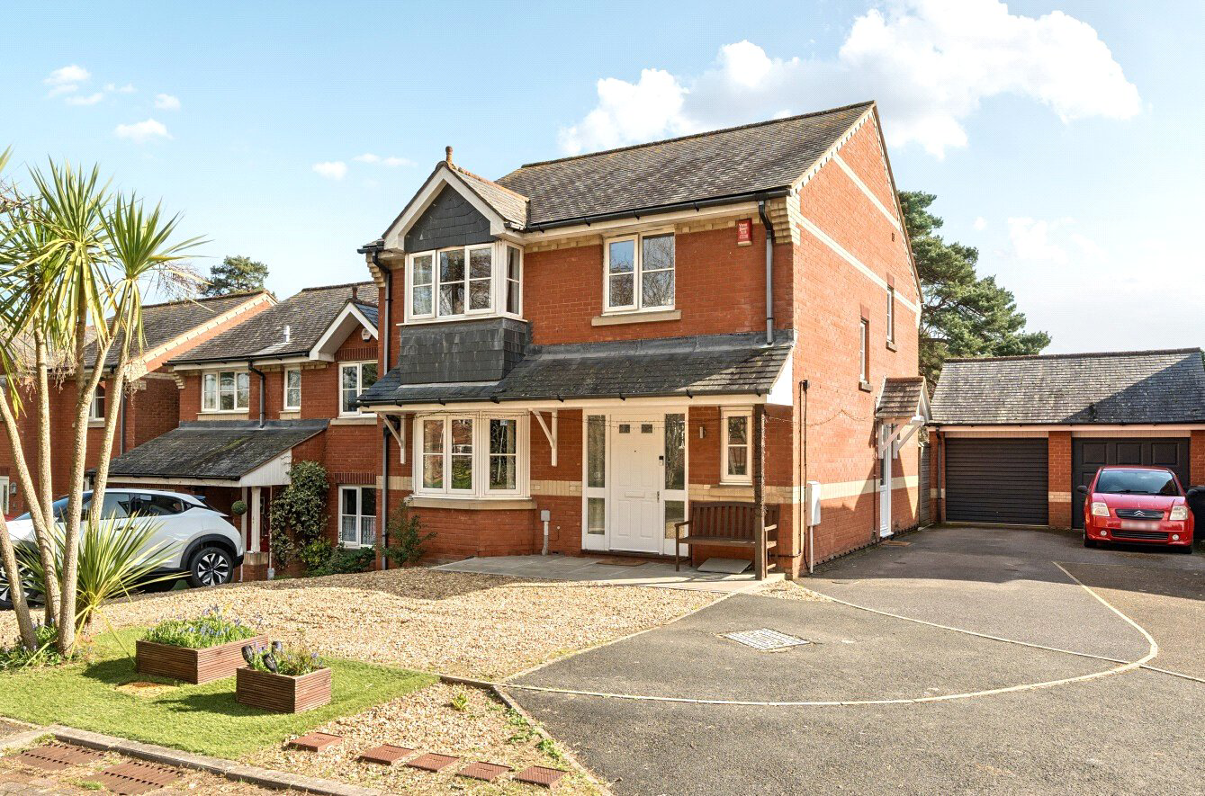 Etonhurst Close, Clyst Heath, Exeter, EX2
