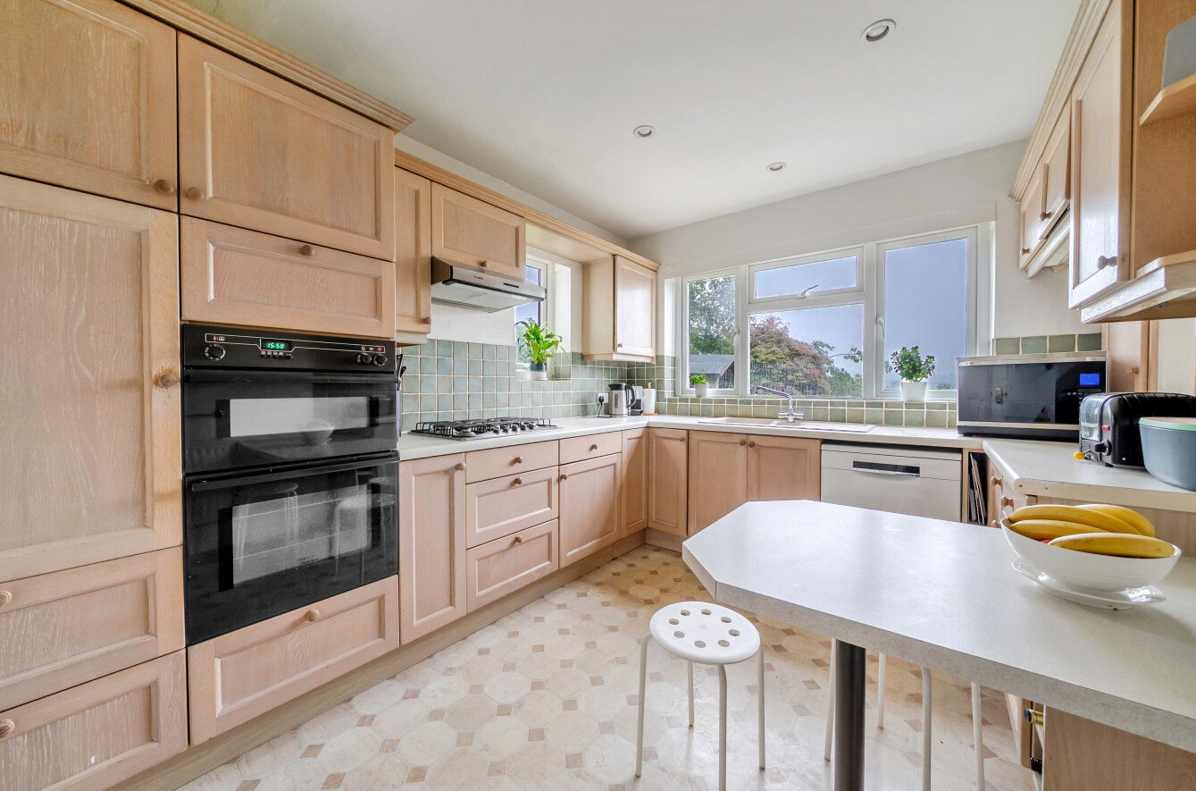 Longdogs Lane, Ottery St. Mary, Devon, EX11, photo 4
