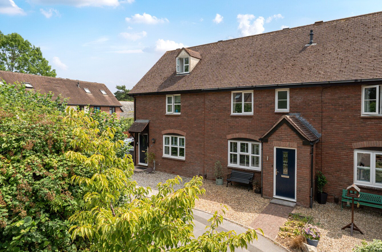 Harts Close, Pinhoe, Exeter, EX1