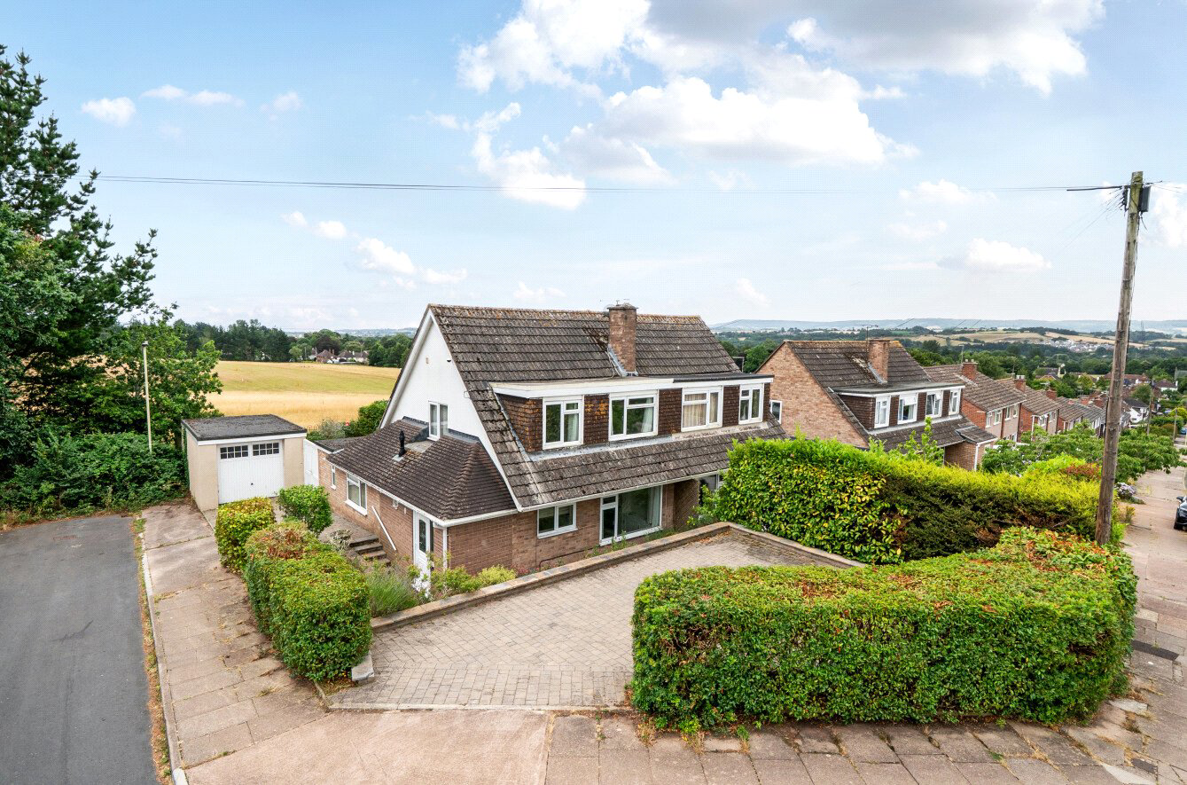 Wendover Way, Countess Wear, Exeter, EX2