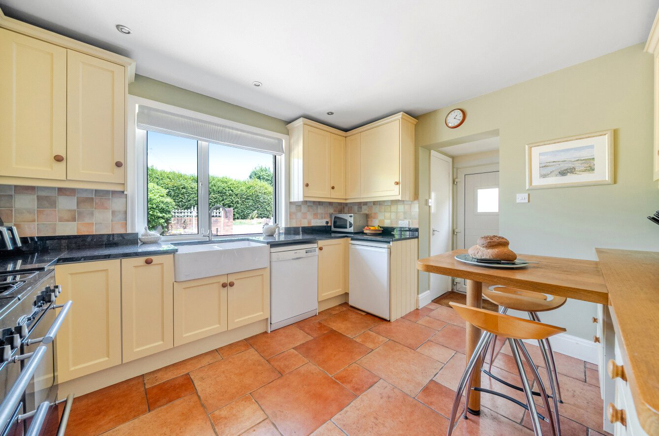 Lower Lane, Ebford, Devon, EX3, photo 4