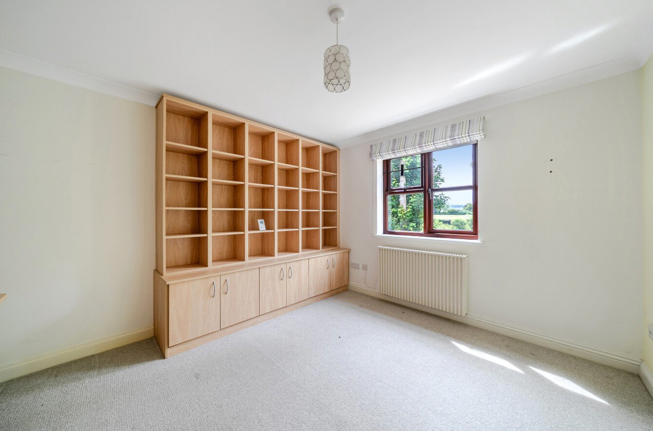 Trews Weir Court, St Leonards, Exeter, EX2, photo 9