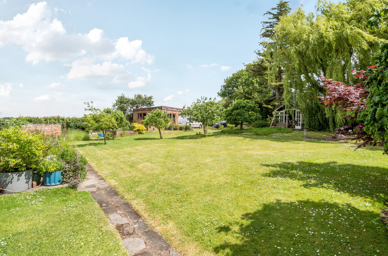 Fawns Cottage, Bishops Court Lane, Clyst St. Mary, Exeter, EX5, photo 12