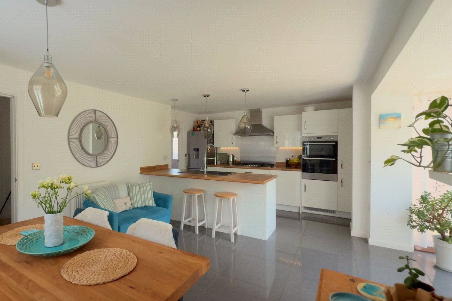 Mulligan Drive, Exeter, Devon, EX2, photo 2