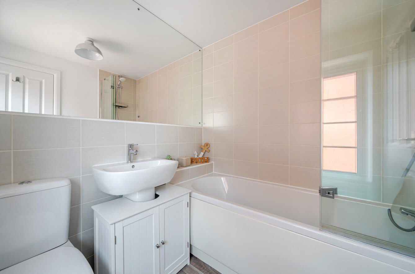 Mulligan Drive, Exeter, Devon, EX2, photo 13