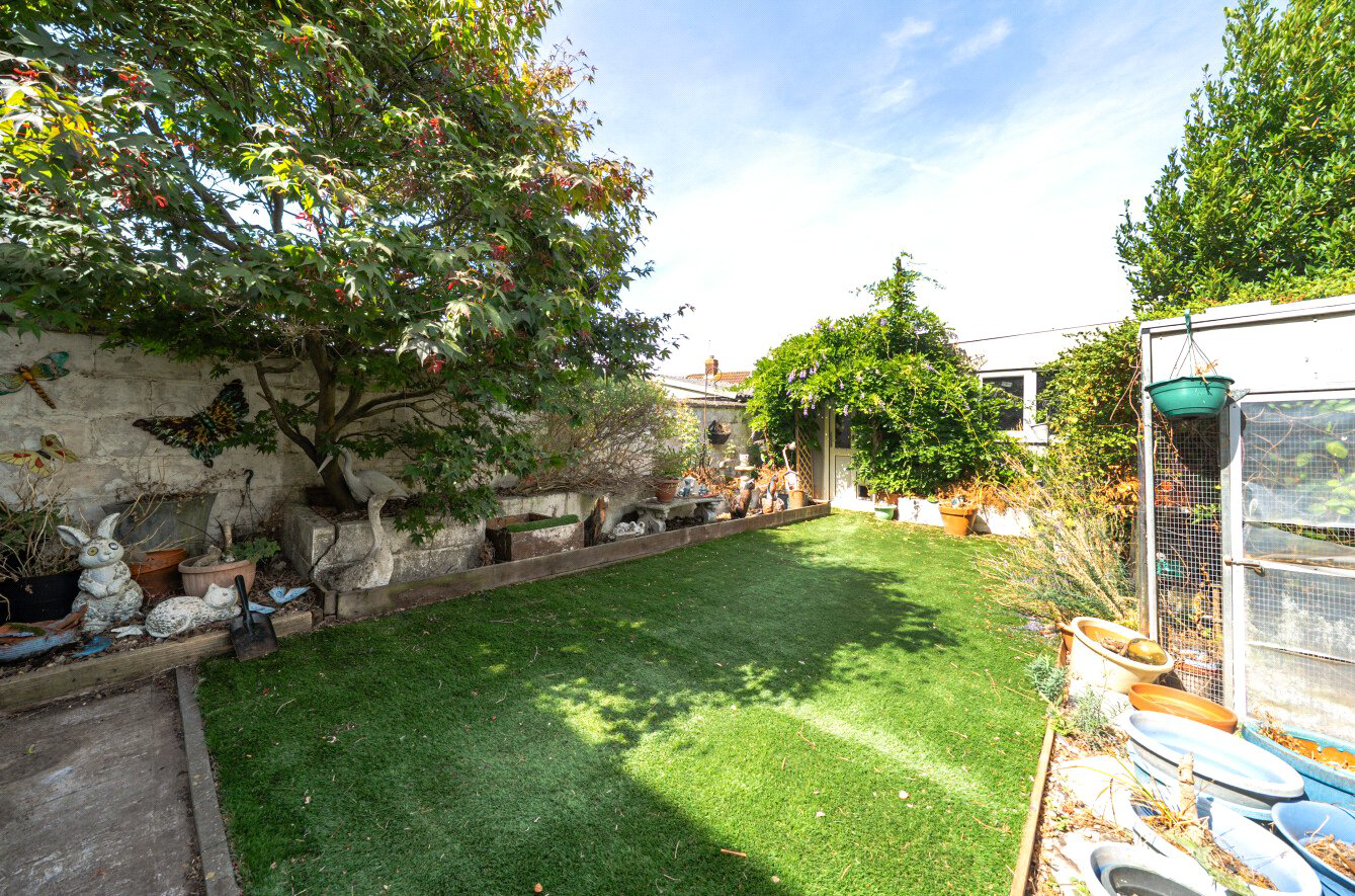Photo 13