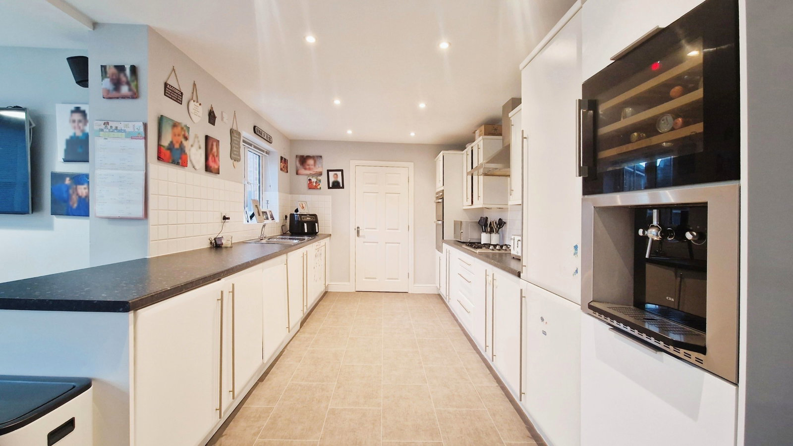 Haddesley Road, Little Canfield, Dunmow, CM6 1FB, photo 4