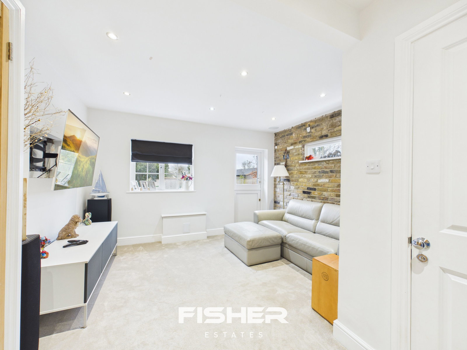 Meadowside, Woodside Green, CM22, photo 8