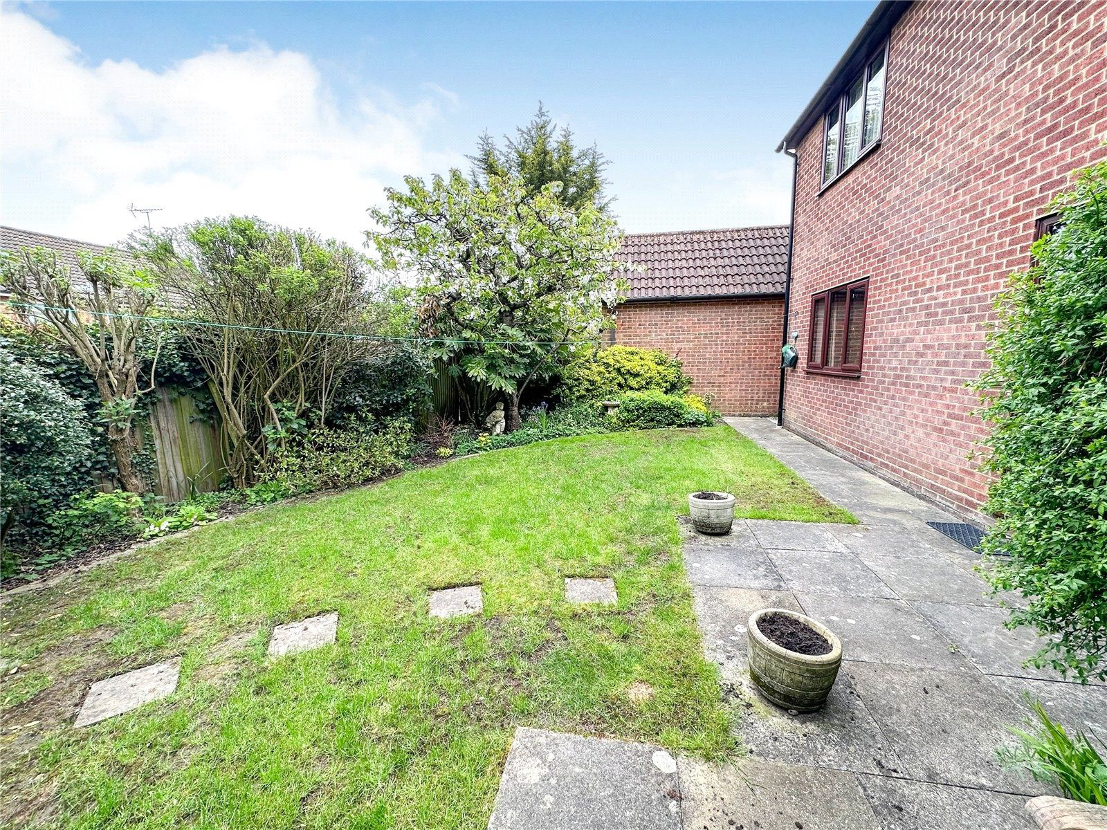Edens Close, Bishop's Stortford, CM23 5AT, photo 2