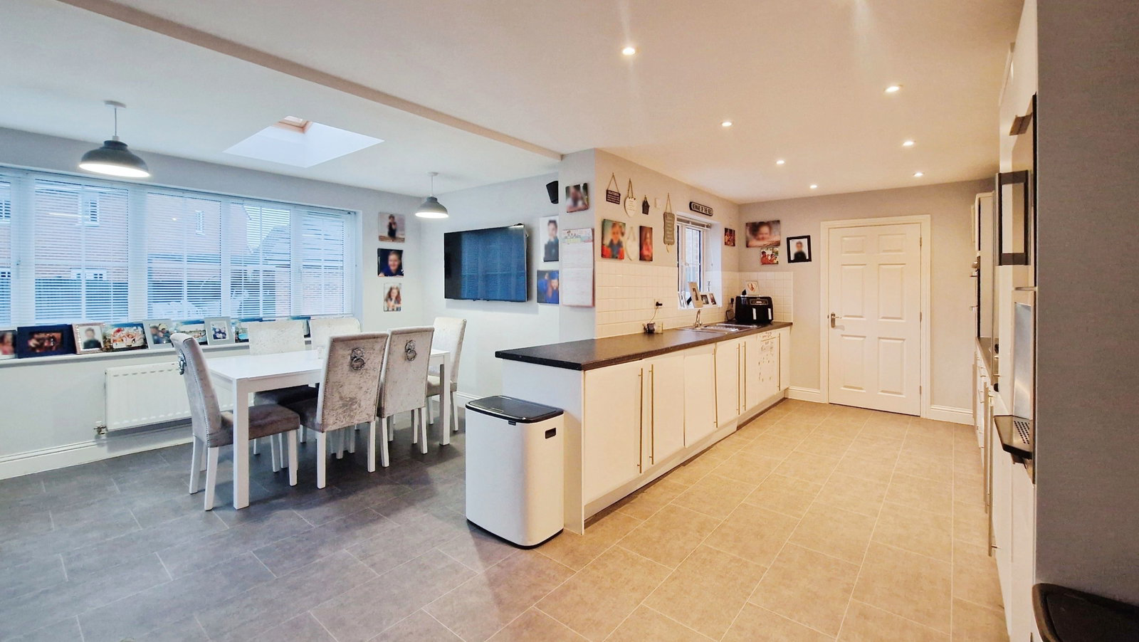 Haddesley Road, Little Canfield, Dunmow, CM6 1FB, photo 3