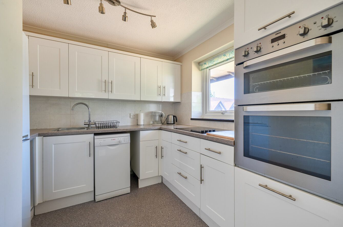 St Philips Court, Sandhurst Road, Tunbridge Wells, photo 3