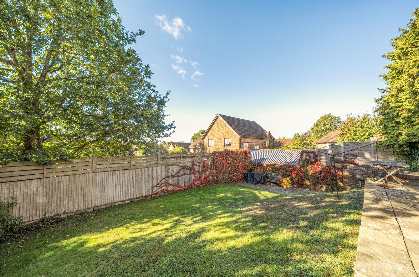 Pipers Field, Ridgewood, Uckfield, photo 25