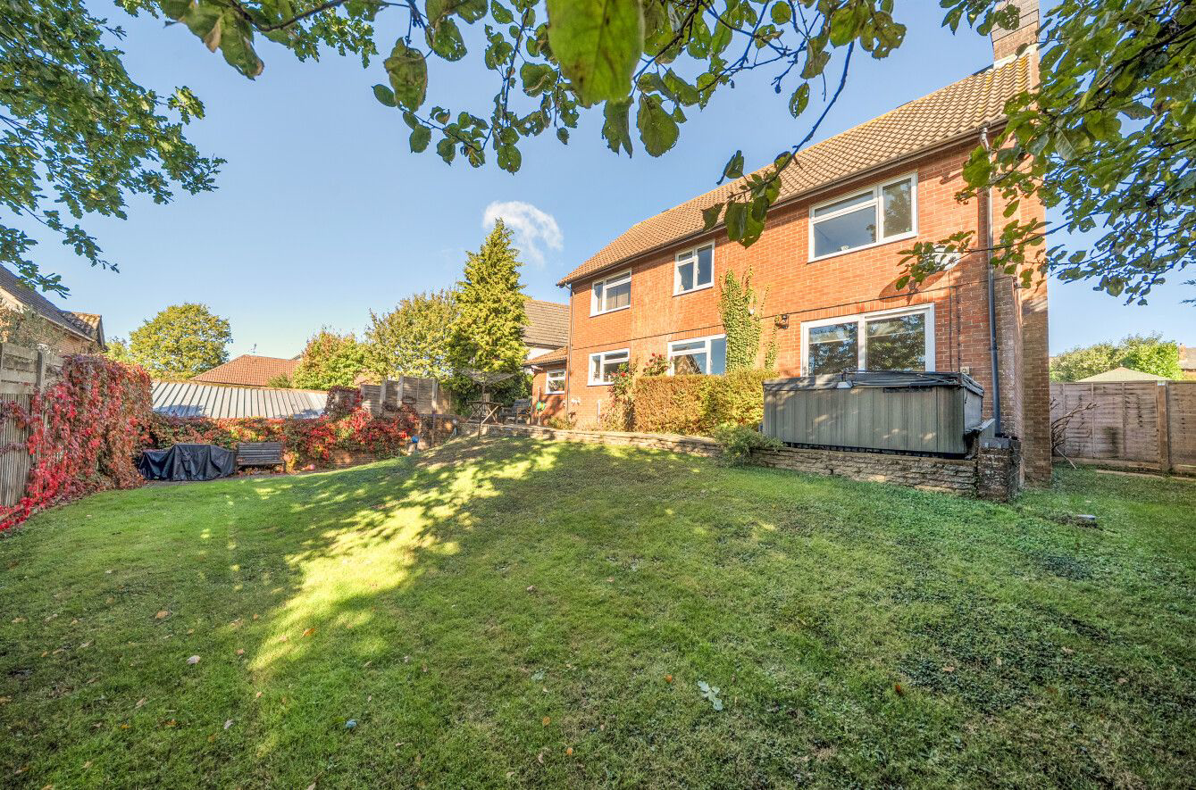 Pipers Field, Ridgewood, Uckfield, photo 26