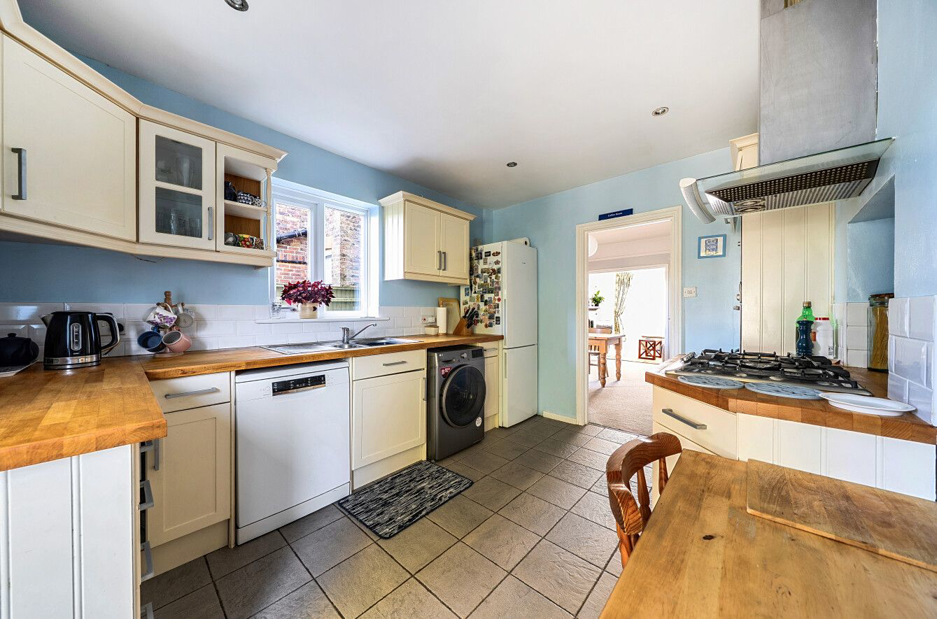 First Street, Langton Green, Tunbridge Wells, photo 9