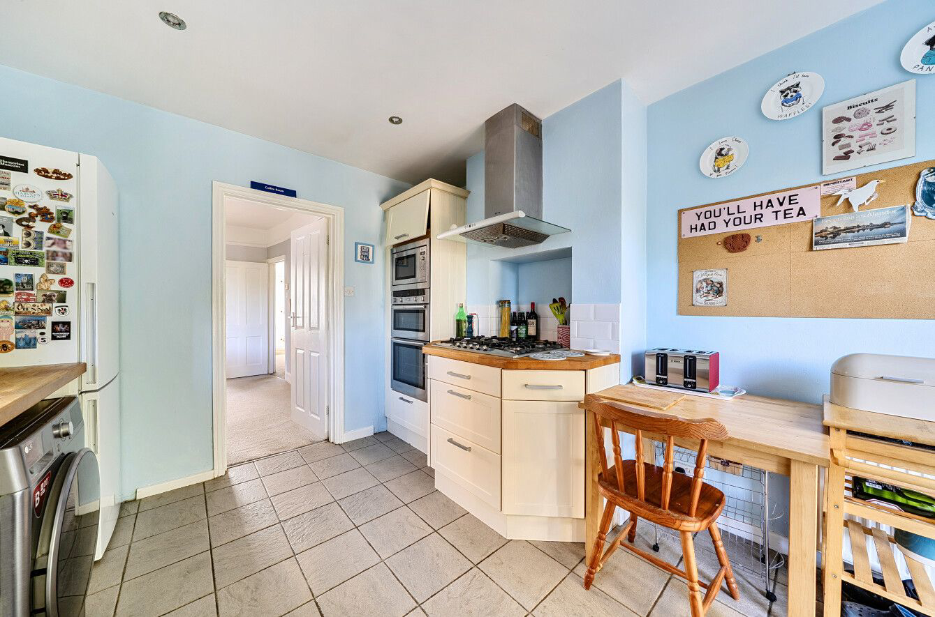 First Street, Langton Green, Tunbridge Wells, photo 8