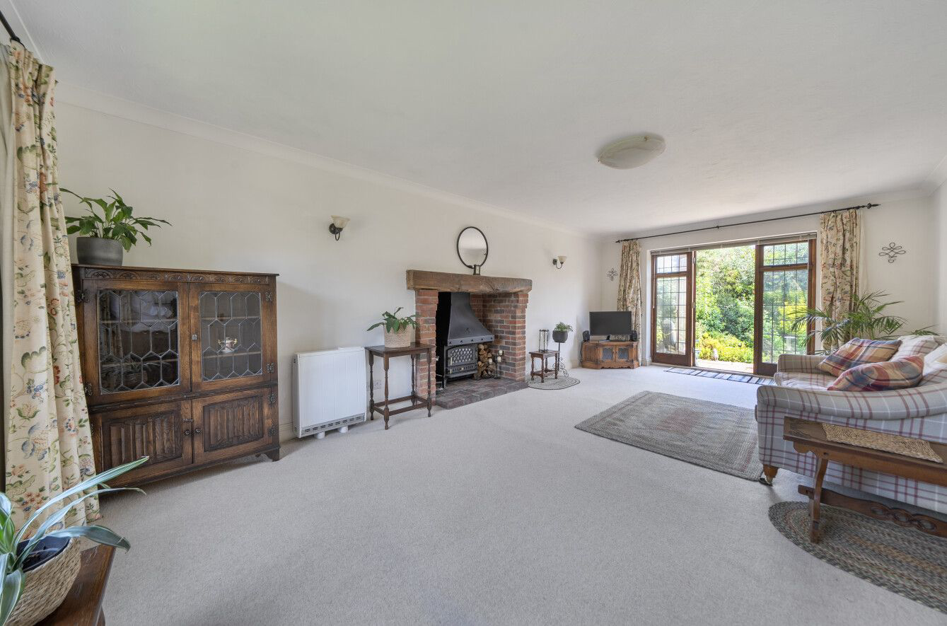 Ashdown Chase, Nutley, Uckfield, photo 2