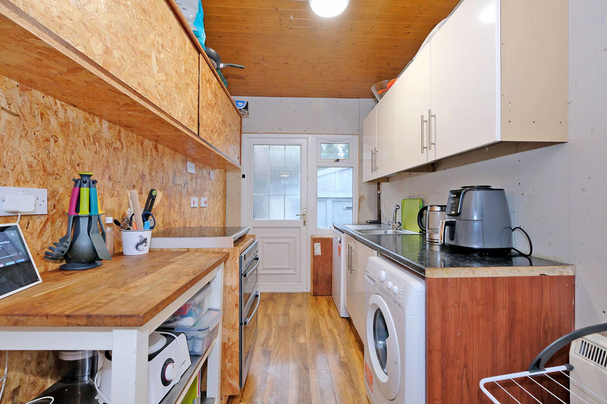 Photo 8