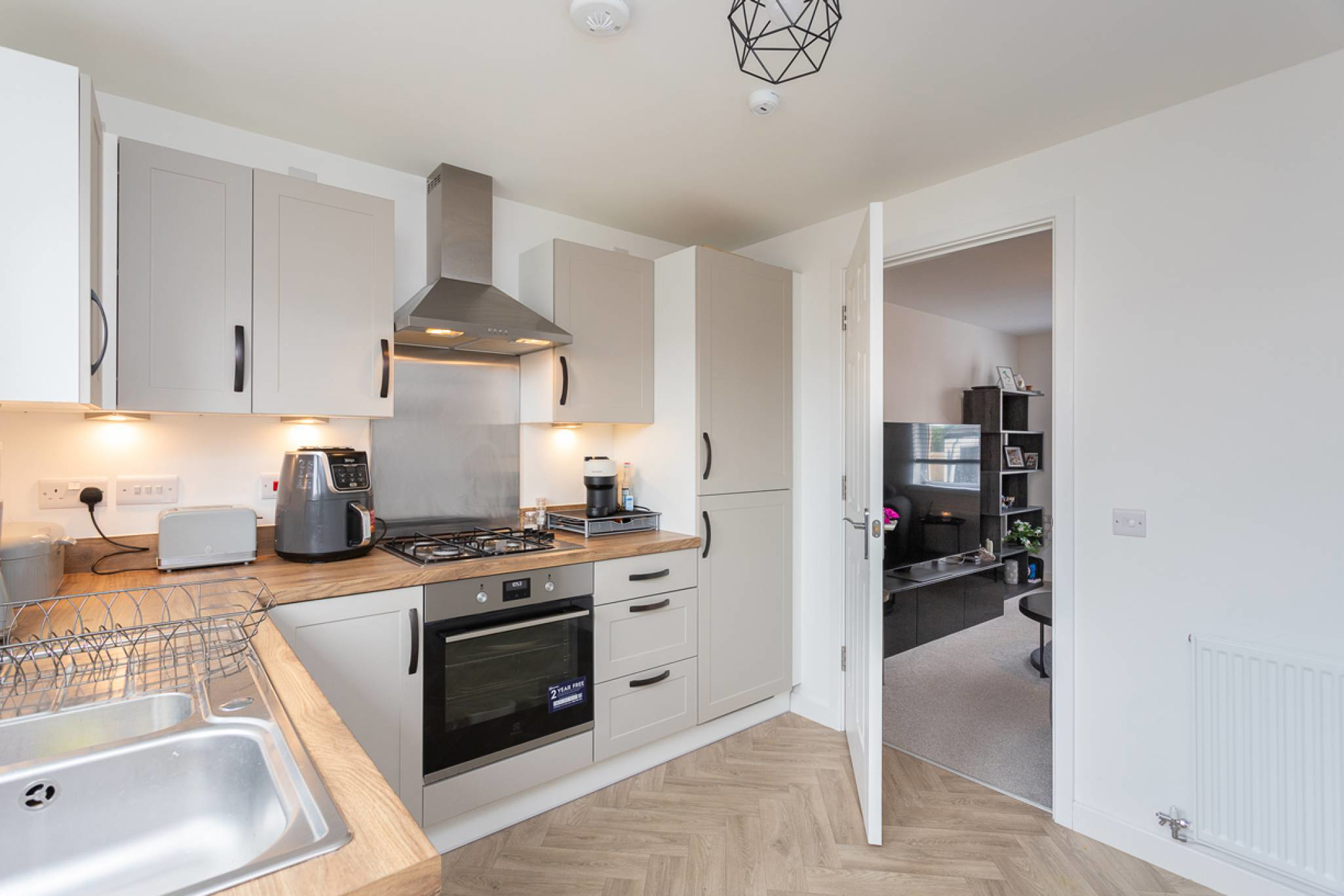 Iain Peter Place, Wormit, Newport-on-Tay, DD6 8EN, photo 7