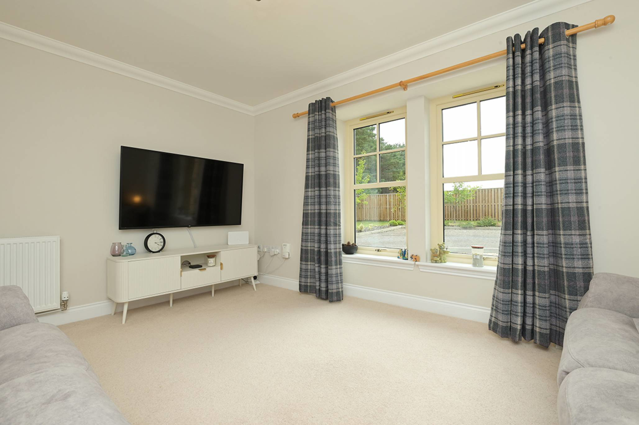 Dunglass Road, Coldstream, Borders, TD12 4FD, photo 2