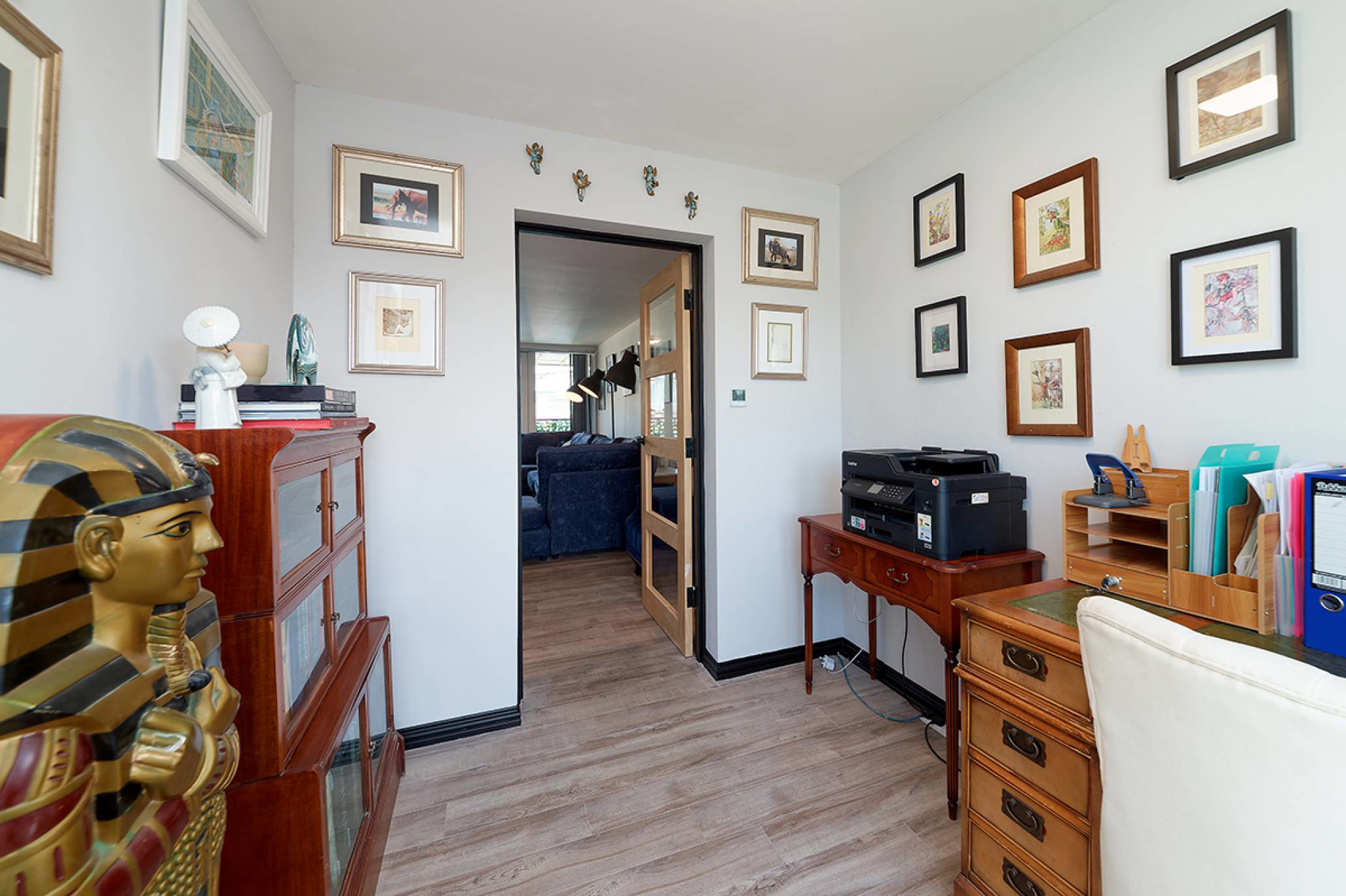 Photo 6