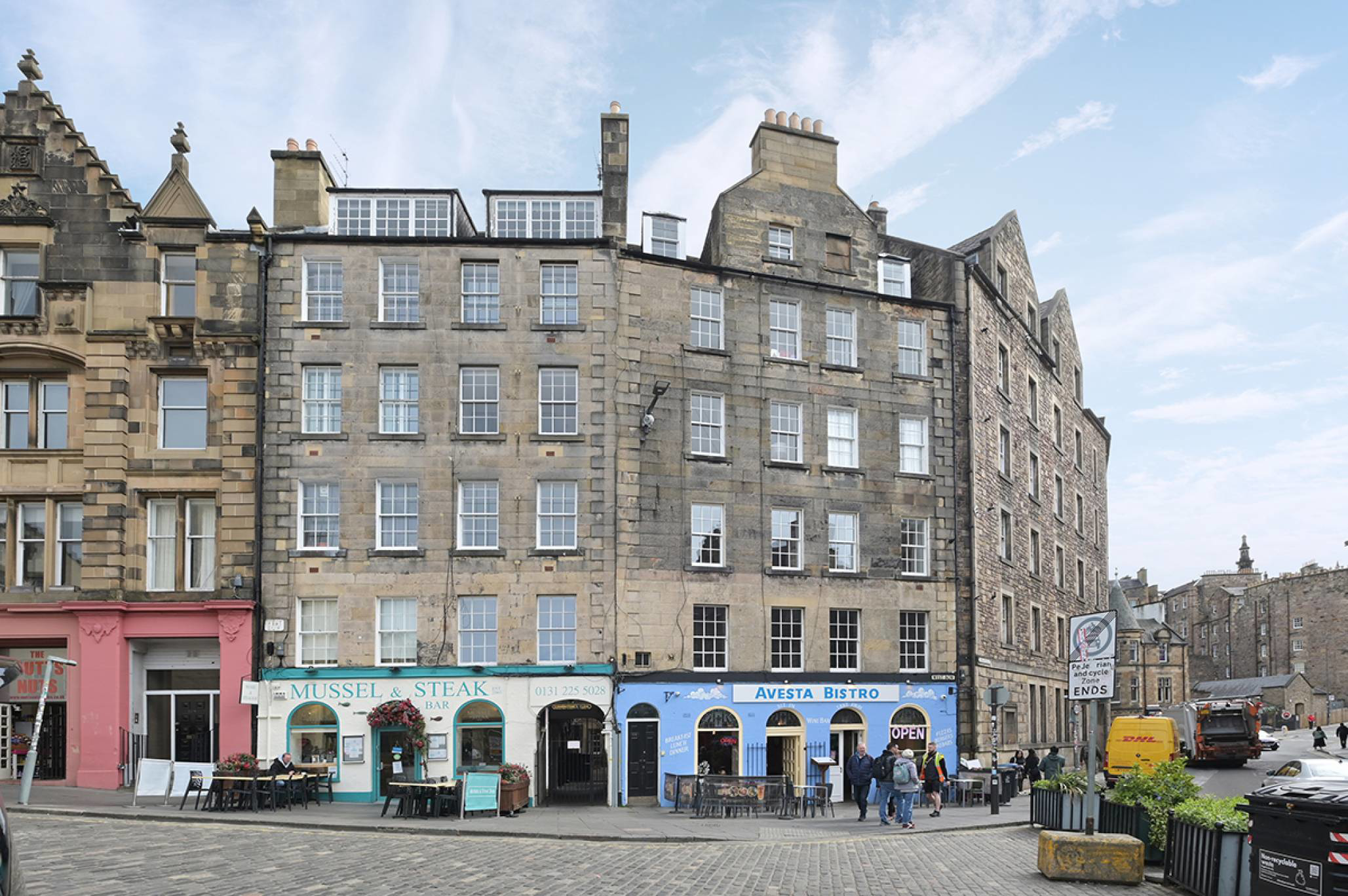 West Bow, Old Town, Edinburgh, EH1 2HH
