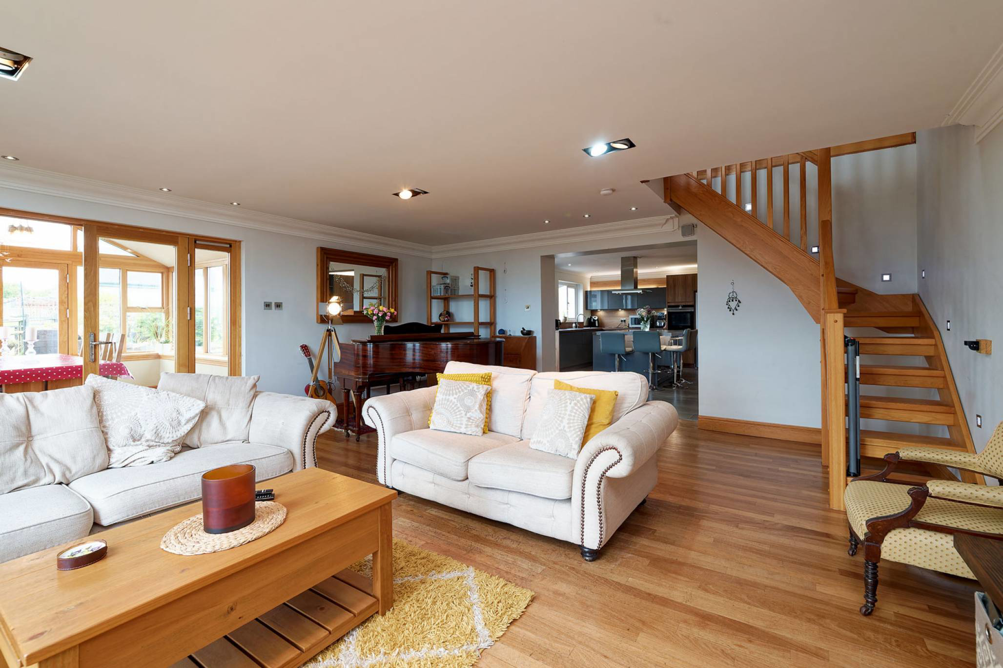 Coathill Steadings Stirling Road, Cumbernauld, Glasgow, G67 4AE, photo 2