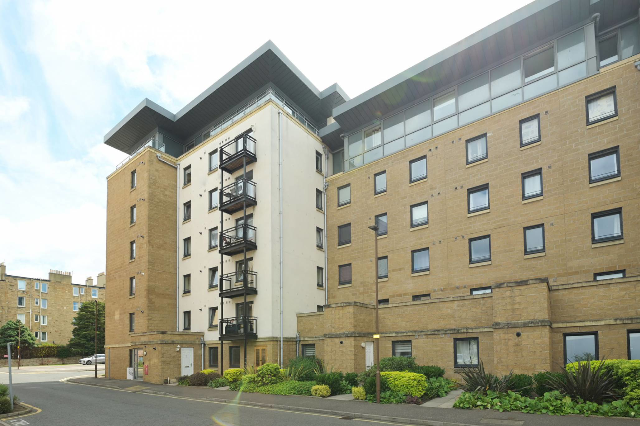 Slateford Gait, Edinburgh, EH11 1GX