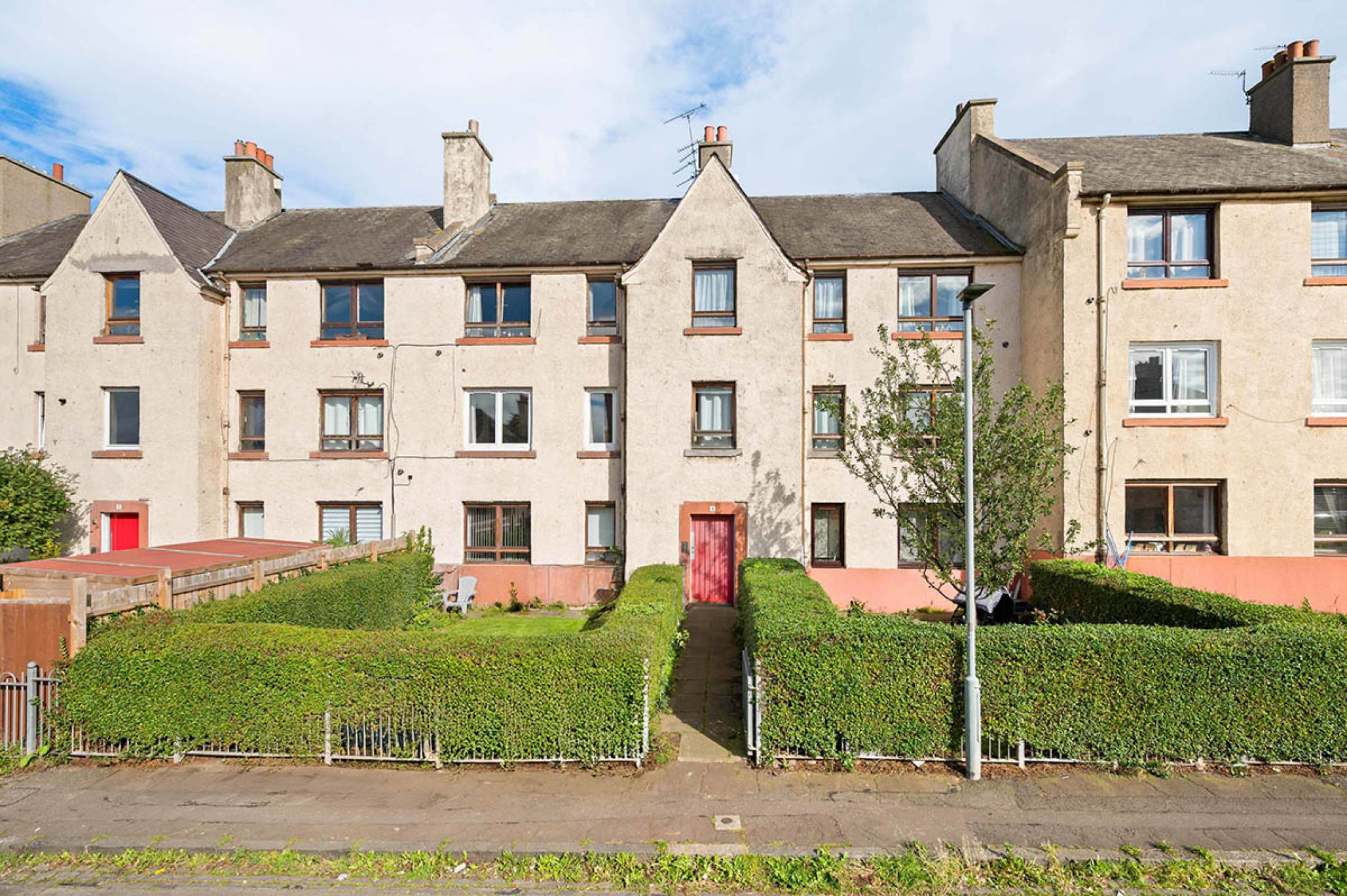 Royston Mains Road, Granton, Edinburgh, EH5 1JQ