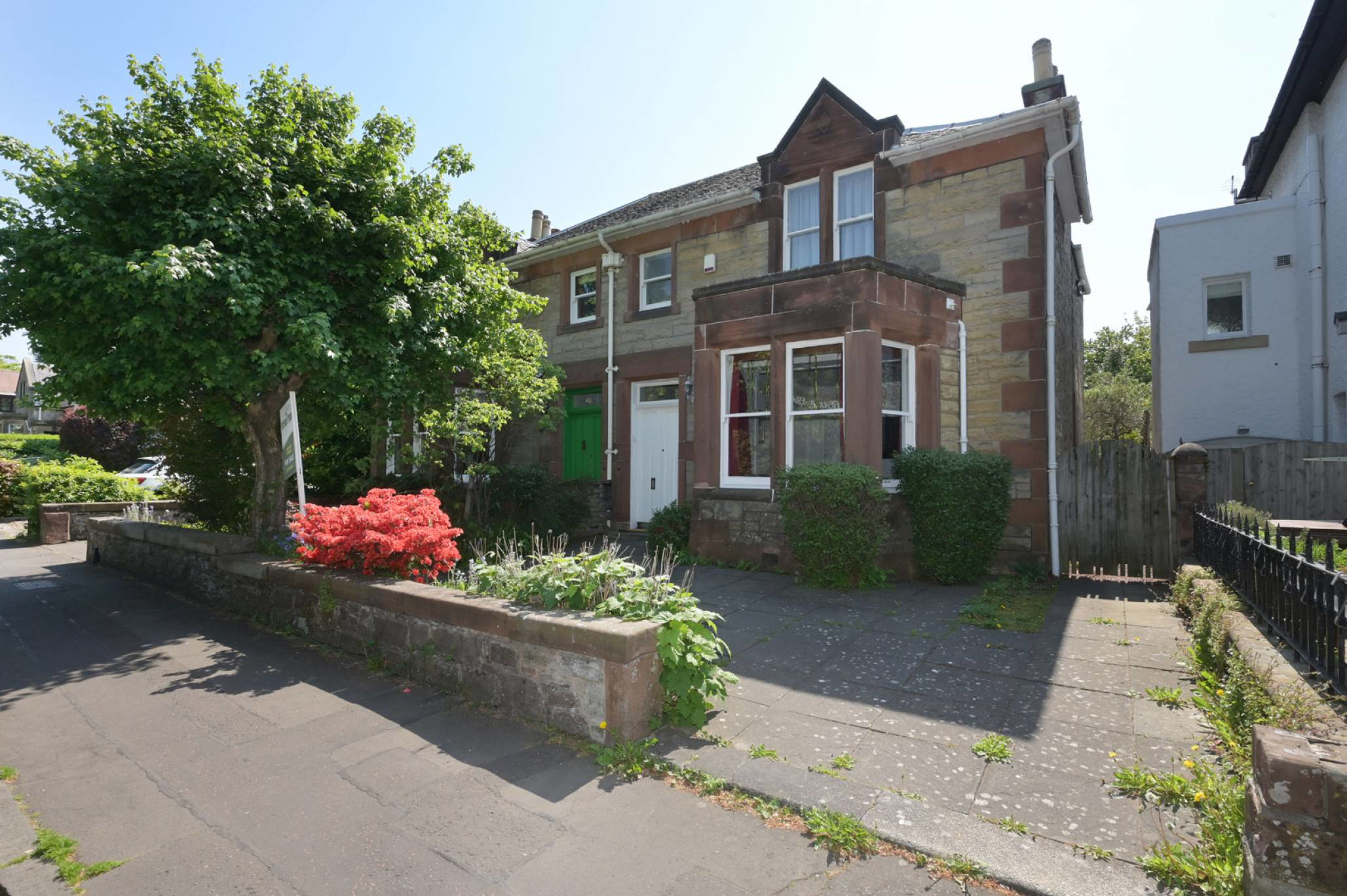Barnton Grove, Barnton, Edinburgh, EH4 6EQ