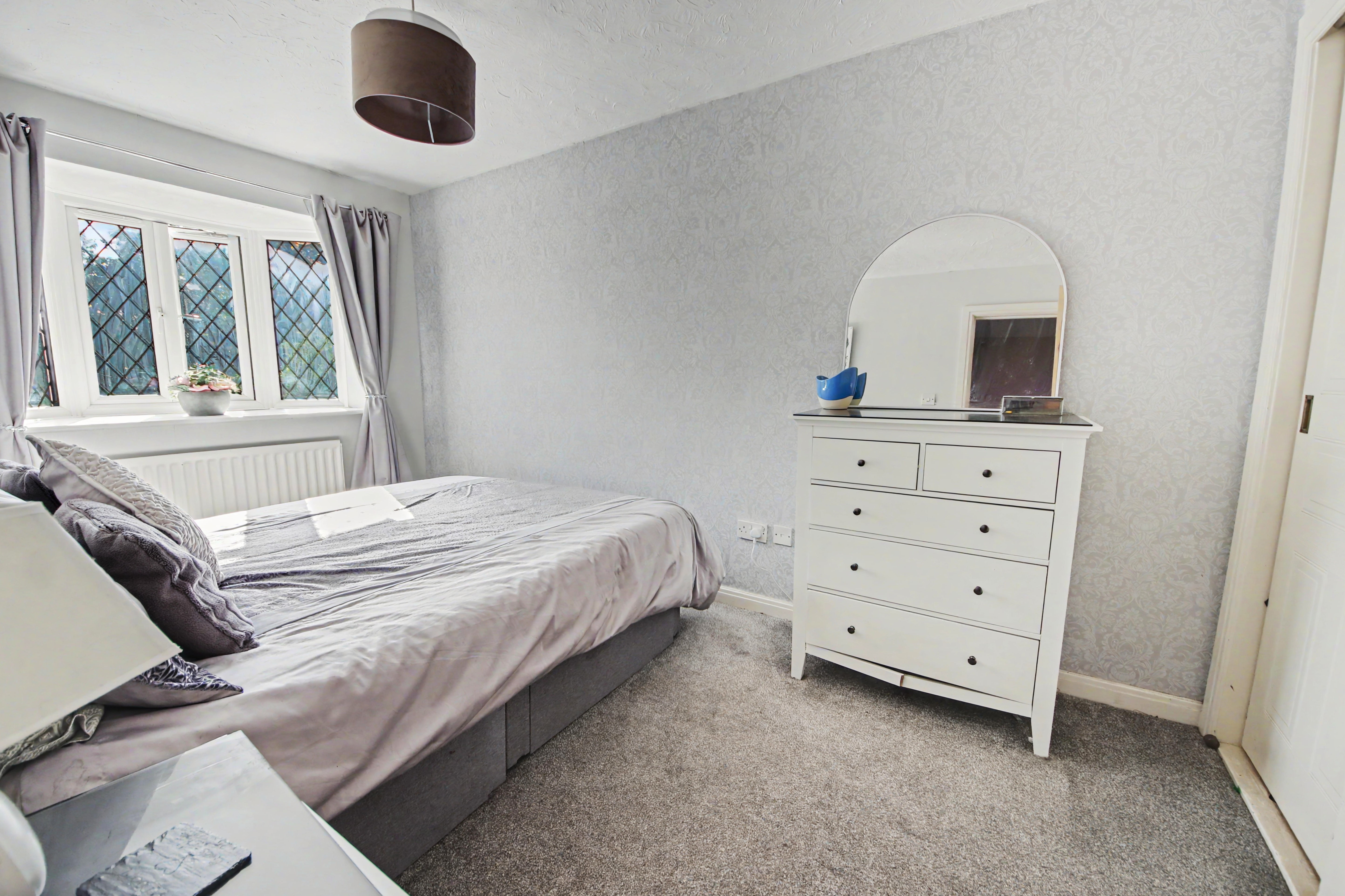 Wainwright Gardens, Hedge End, SO30, photo 9