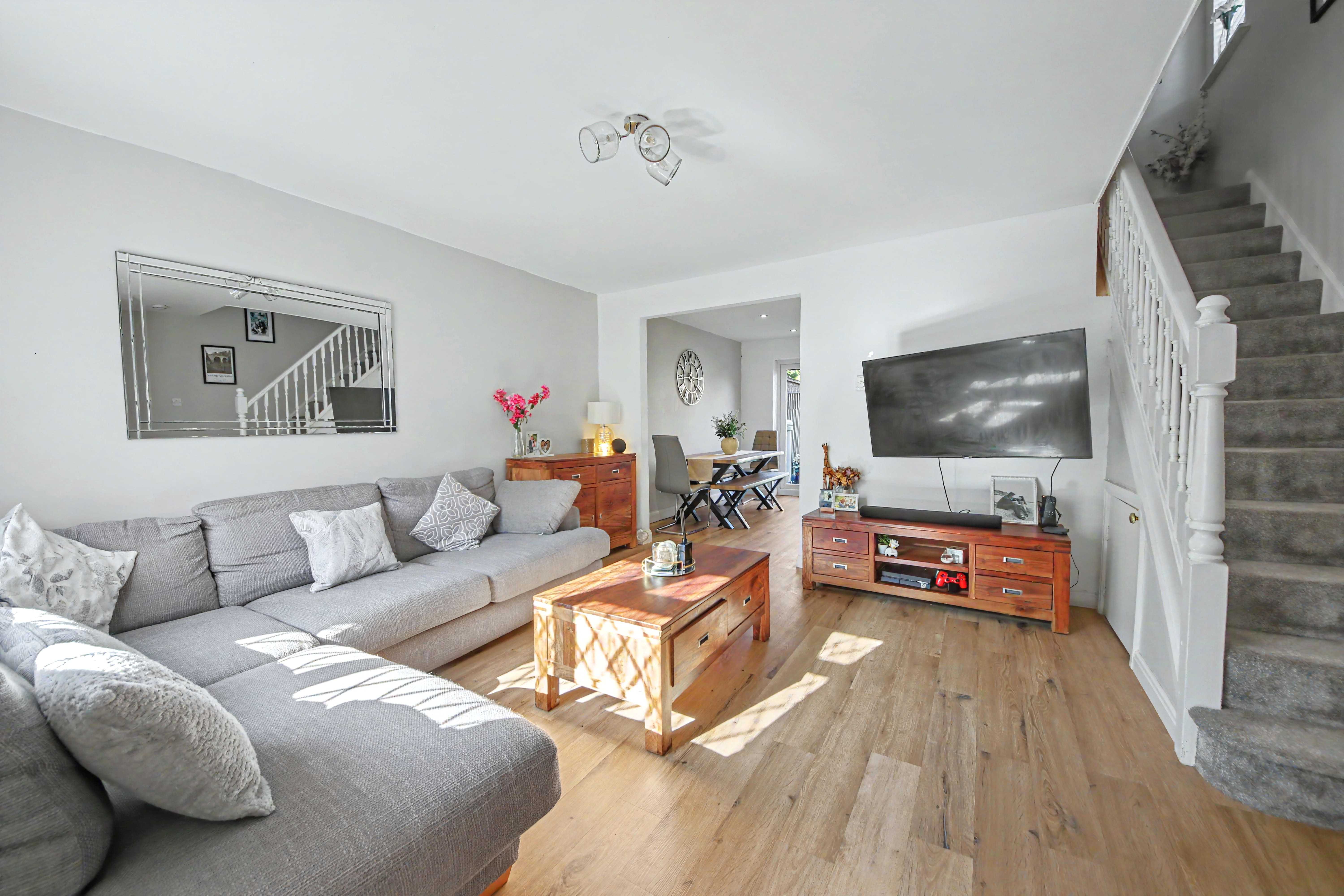 Wainwright Gardens, Hedge End, SO30, photo 2
