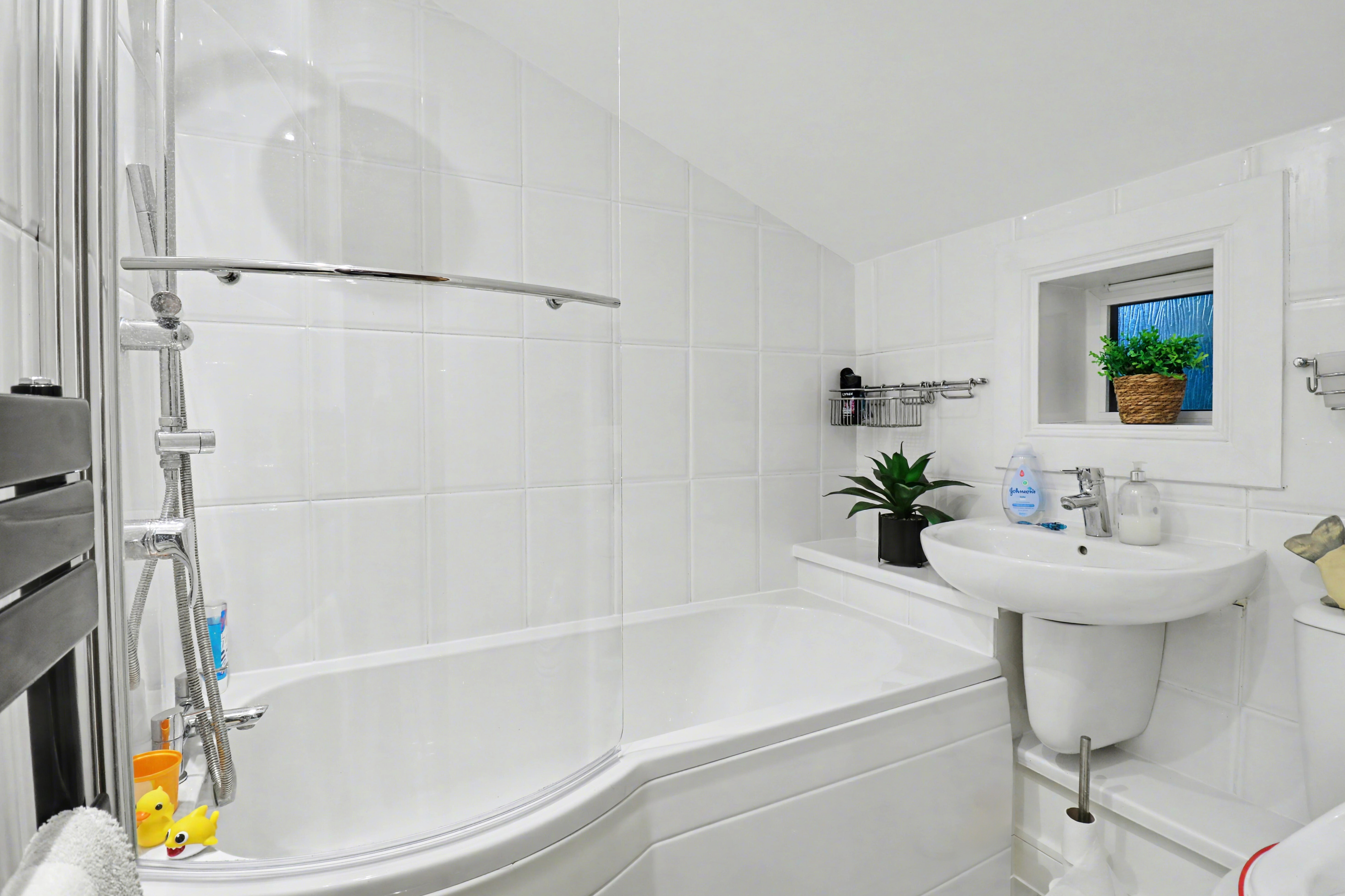 Kew Lane, Bursledon, SO31, photo 22