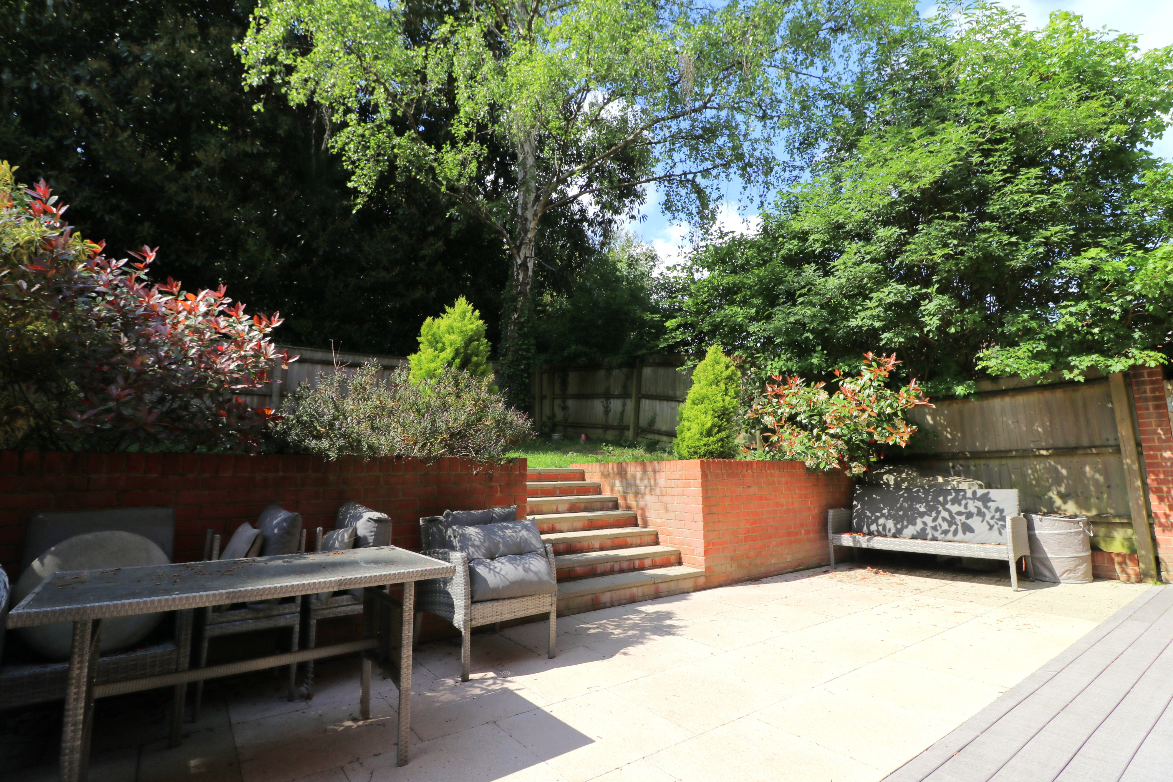 Sundays Hill Close, Hedge End, SO30, photo 2